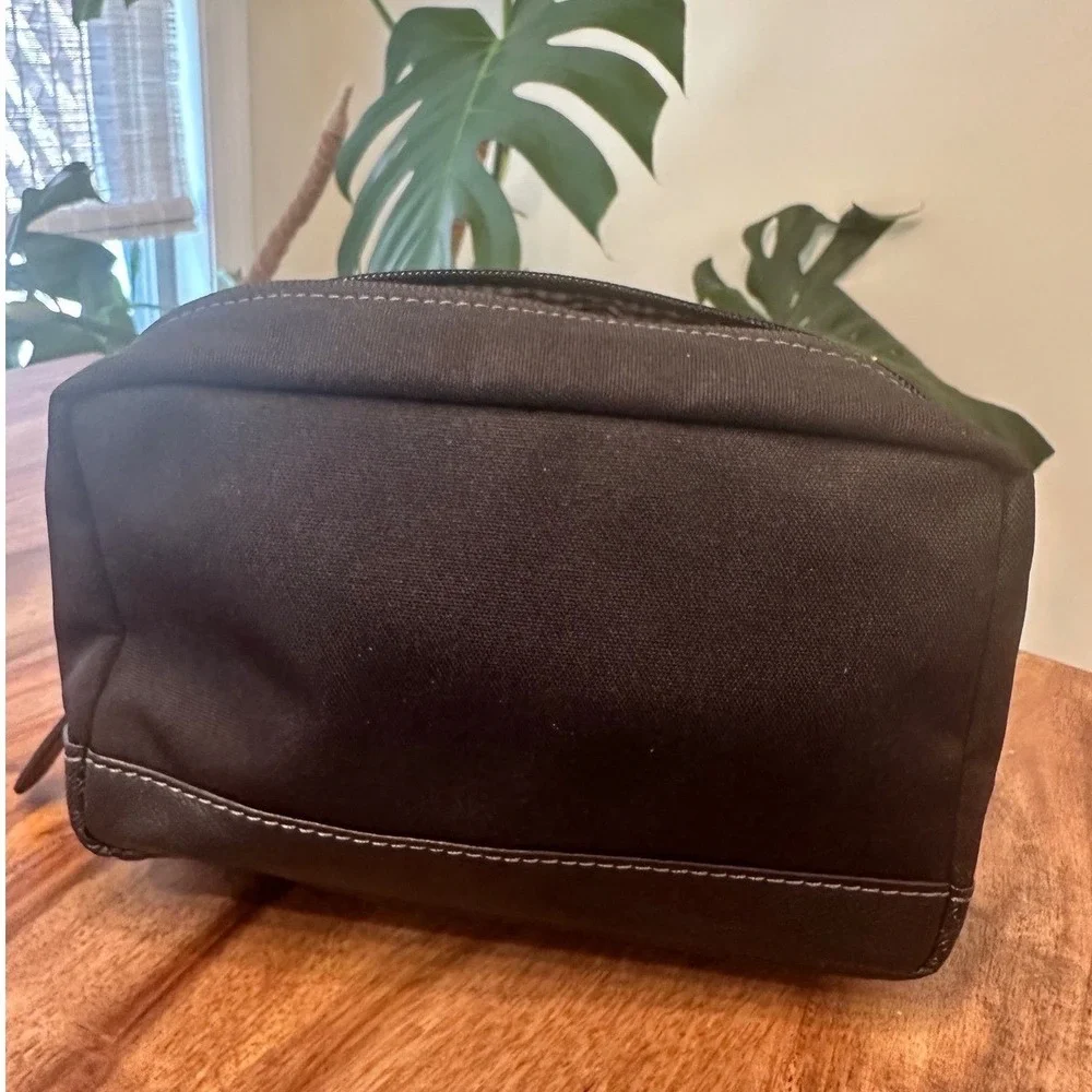 BOCONI Nashville Black RFID Travel Pouch Cosmetic‎ Makeup Bag